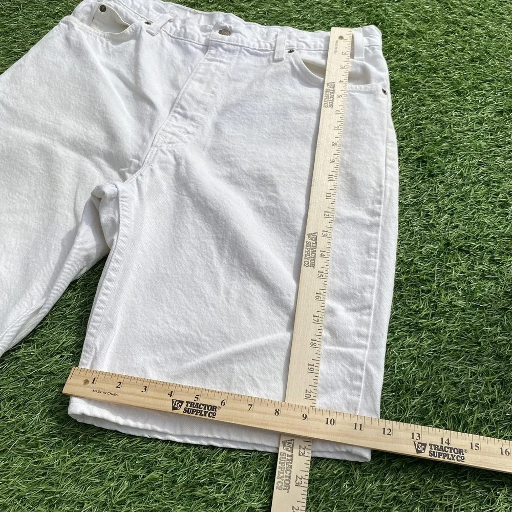 Vintage Levis 550 Shorts Mens 36 White Denim Relaxed Fit Made‎ USA 90s Jeans